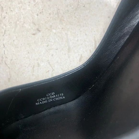 Charles by Charles David Pac Pump. - Picture 3 of 8